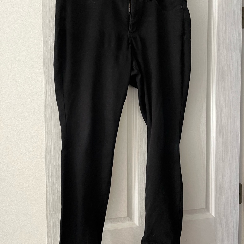 NYDJ Alina leggings style black jeans/14P